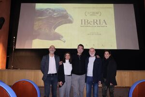 Conservar el medioambiente es el reto que `Iberia, Naturaleza Infinita´ deja hoy a cientos de estudiantes